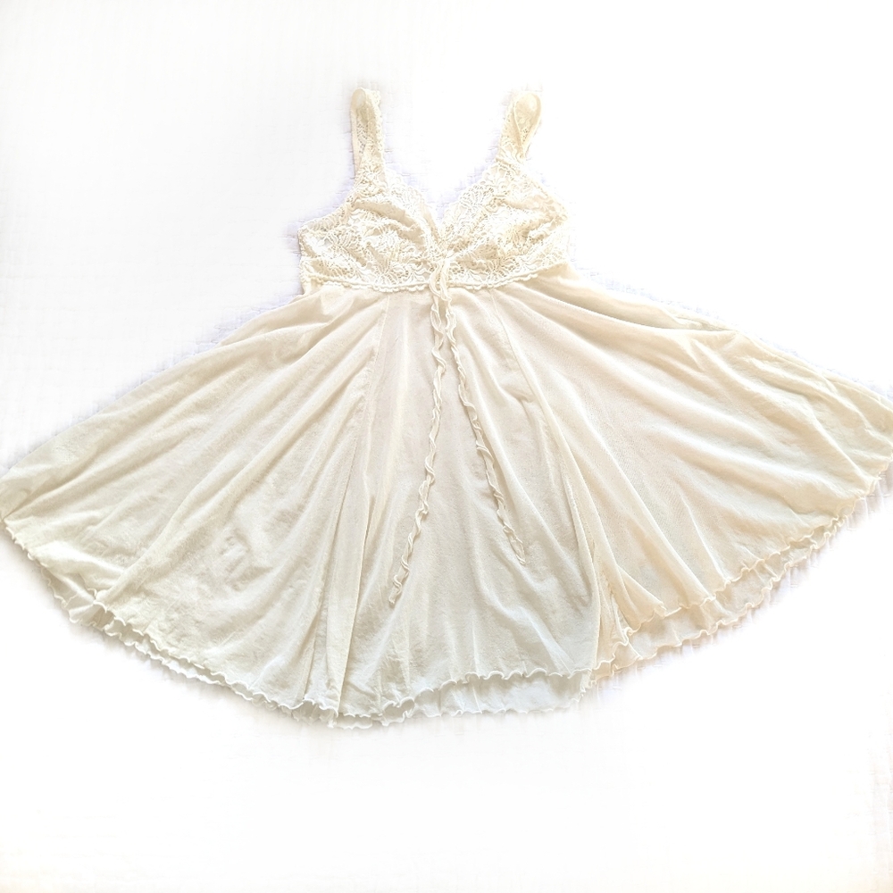 Cosabella - Vintage Italian Lace Sleeveless Cream Babydoll Chemise Lingerie M